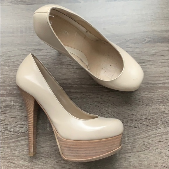Fendi | Beige Leather Logo Platform Pumps 36.5 - Picture 2 of 9
